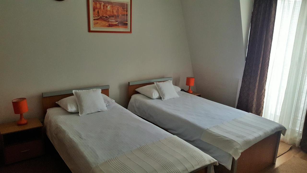 Hotel Topcider Belgrád Kültér fotó