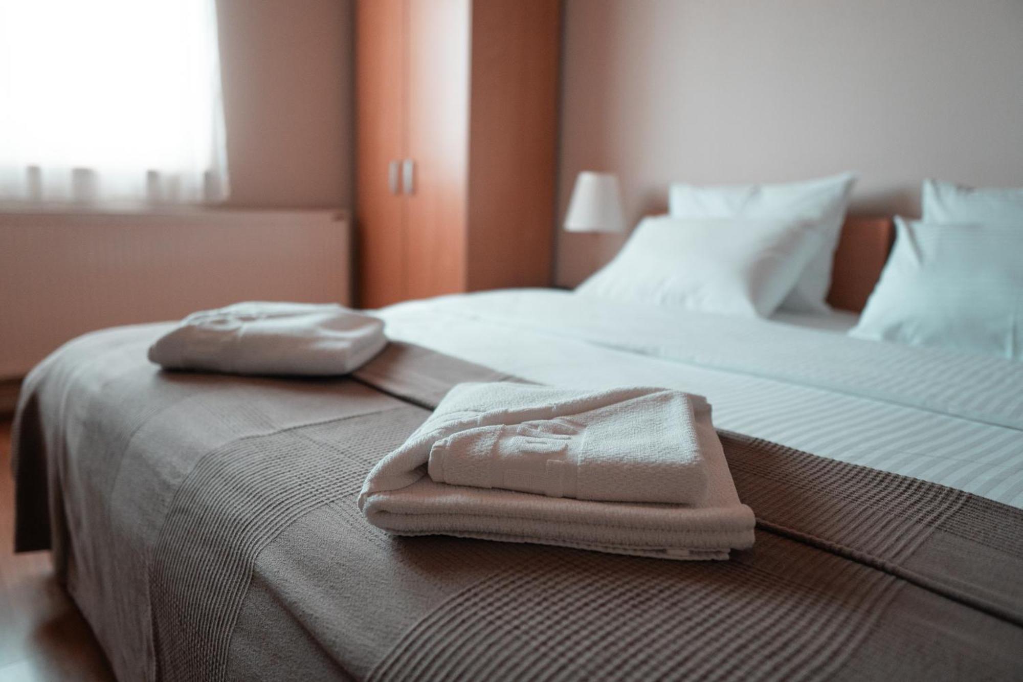 Hotel Topcider Belgrád Kültér fotó