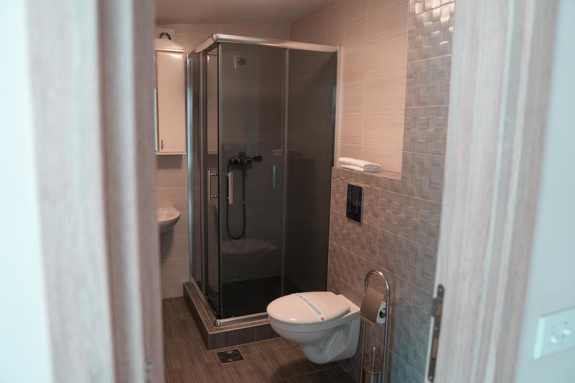 Hotel Topcider Belgrád Kültér fotó