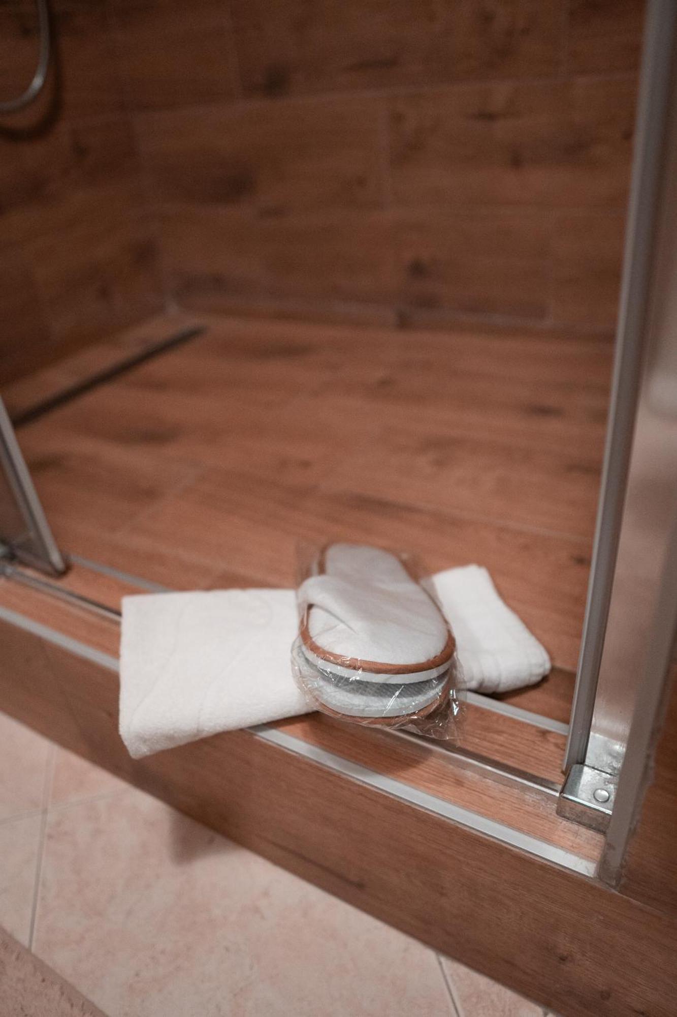 Hotel Topcider Belgrád Kültér fotó