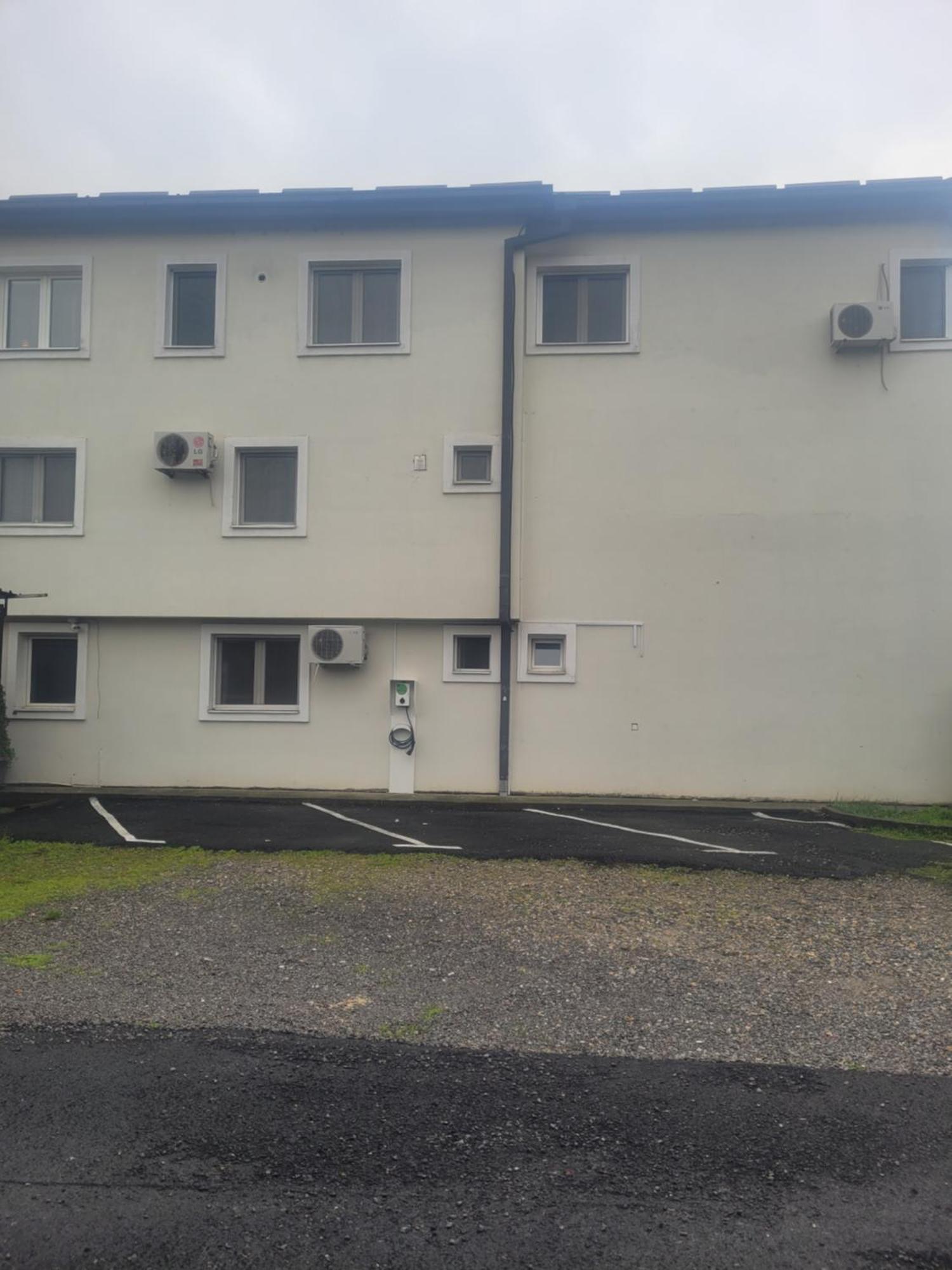 Hotel Topcider Belgrád Kültér fotó