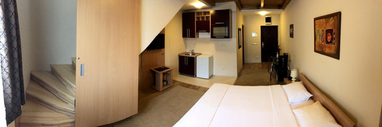 Hotel Topcider Belgrád Kültér fotó